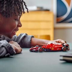 LEGO&reg; Speed Champions Cotxe de Carreres Ferrari SF-24 F1&reg; 77242