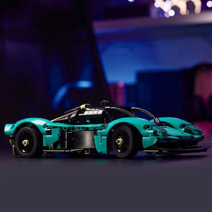 LEGO&reg; Technic Aston Martin Valkyrie 42208