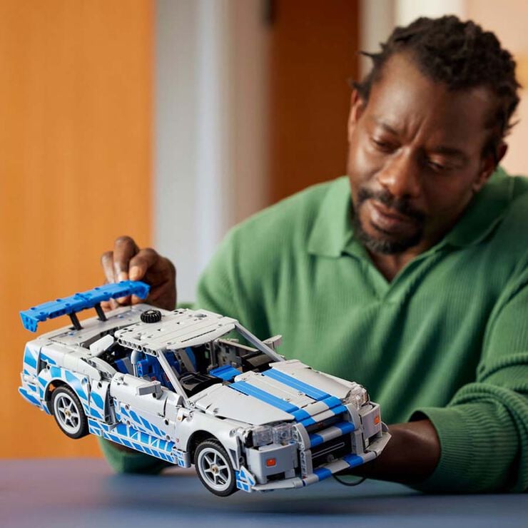 LEGO&reg; Technic Cotxe Nissan Skyline GT-R (R34) de 2 Fast 2 Furious 42210