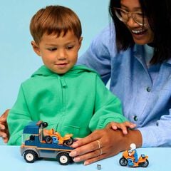 LEGO&reg; City Cami&oacute;n de Transporte de Motos 60491