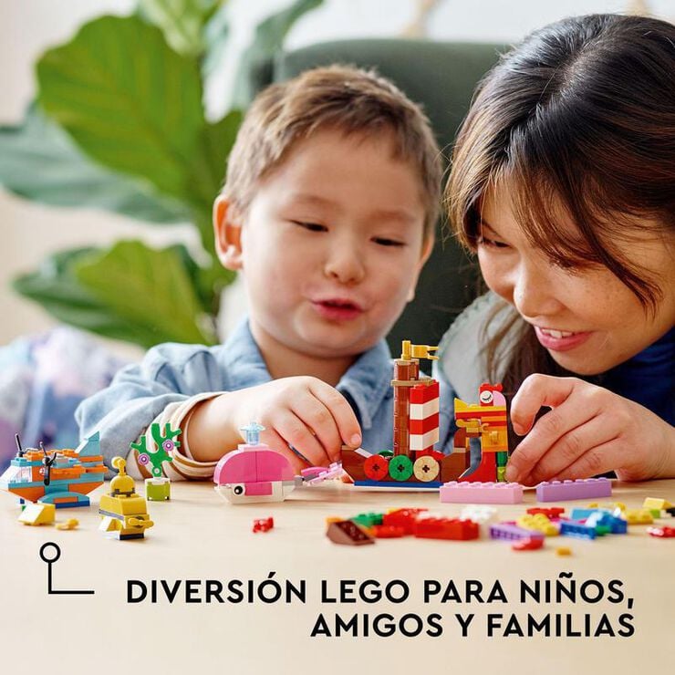 LEGO&reg; Classic Diversi&oacute; Oce&agrave;nica 11018
