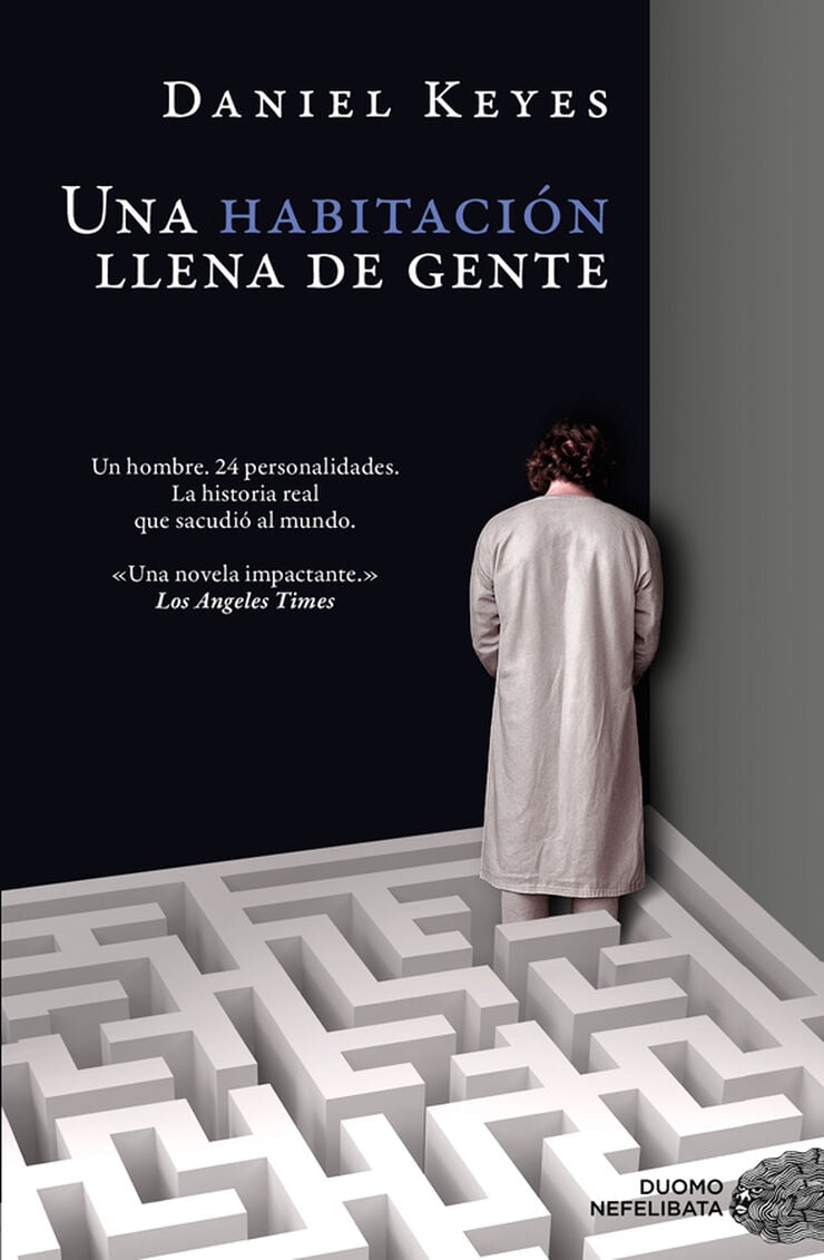 Una habitaci&oacute;n llena de gente