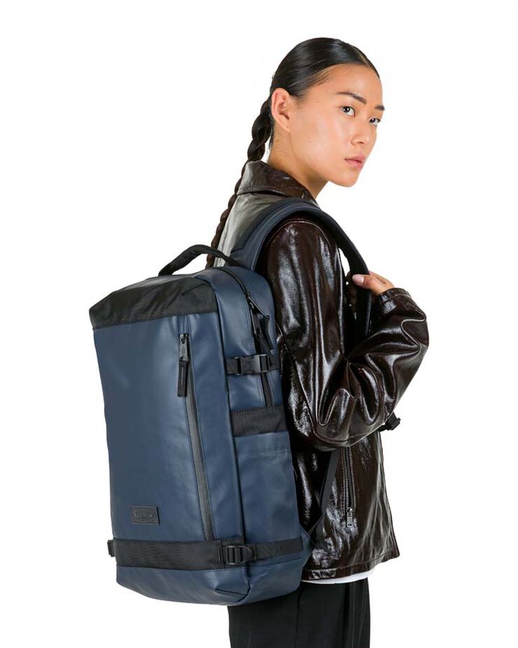 Mochila Eastpak Tecum M CNNCT Top Admiral