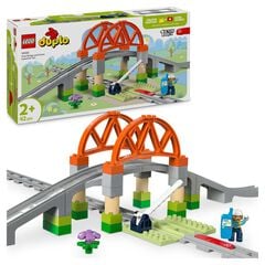 LEGO&reg; DUPLO Town Set d&rsquo;Expansi&oacute;: Pont i Vies Ferrovi&agrave;ries 10426