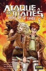 Ataque a los Titanes:antes de la ca&iacute;da 5