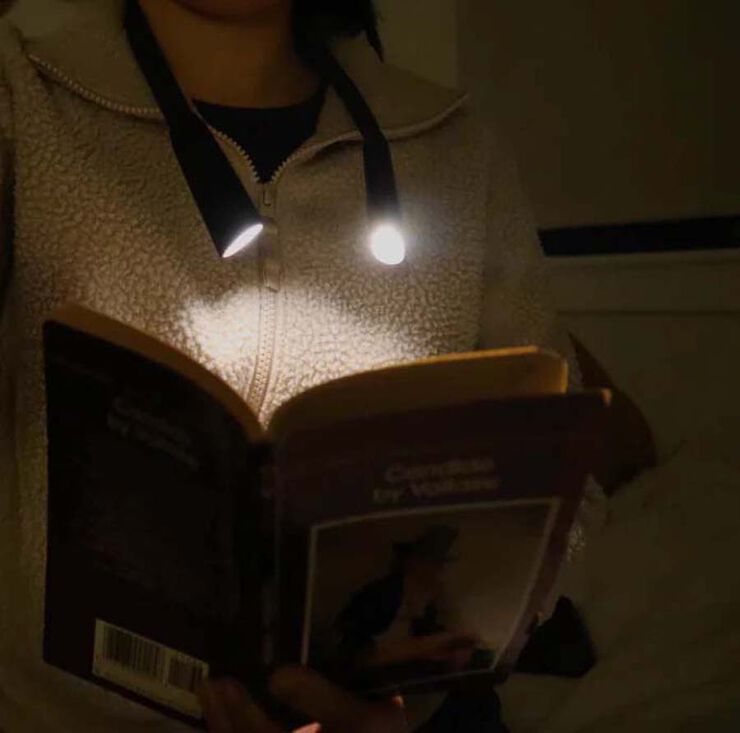 L&aacute;mpara de lectura manos libres Kikkerland