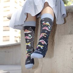 Conjunto de Taza y Calcetines Reading is sexy