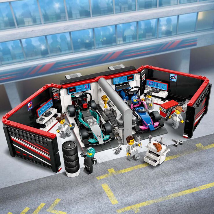 LEGO&reg; LEGO City Garatge de F1&reg; amb Cotxes Mercedes-AMG i Alpine 60444