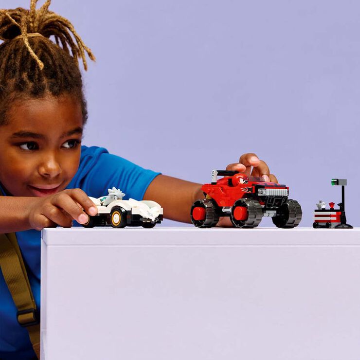 LEGO&reg; Sonic the Hedgehog&trade; Coche de Silver vs. Monster Truck de Knuckles 77118
