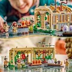 LEGO&reg; Harry Potter TM Castillo de Hogwarts&trade;: Clase de Herbolog&iacute;a 76445